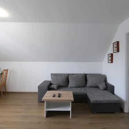 Apartment Ostrava, 45 M2 V Rd *